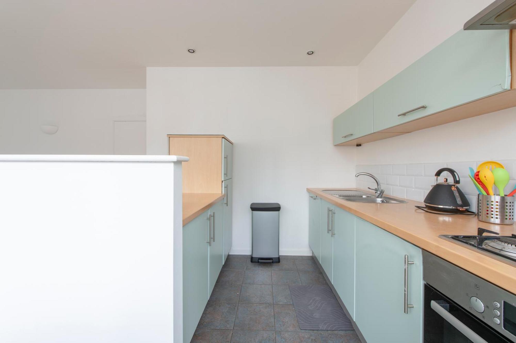 Modern Luxury Apartment By Bow Road Station 伦敦 外观 照片