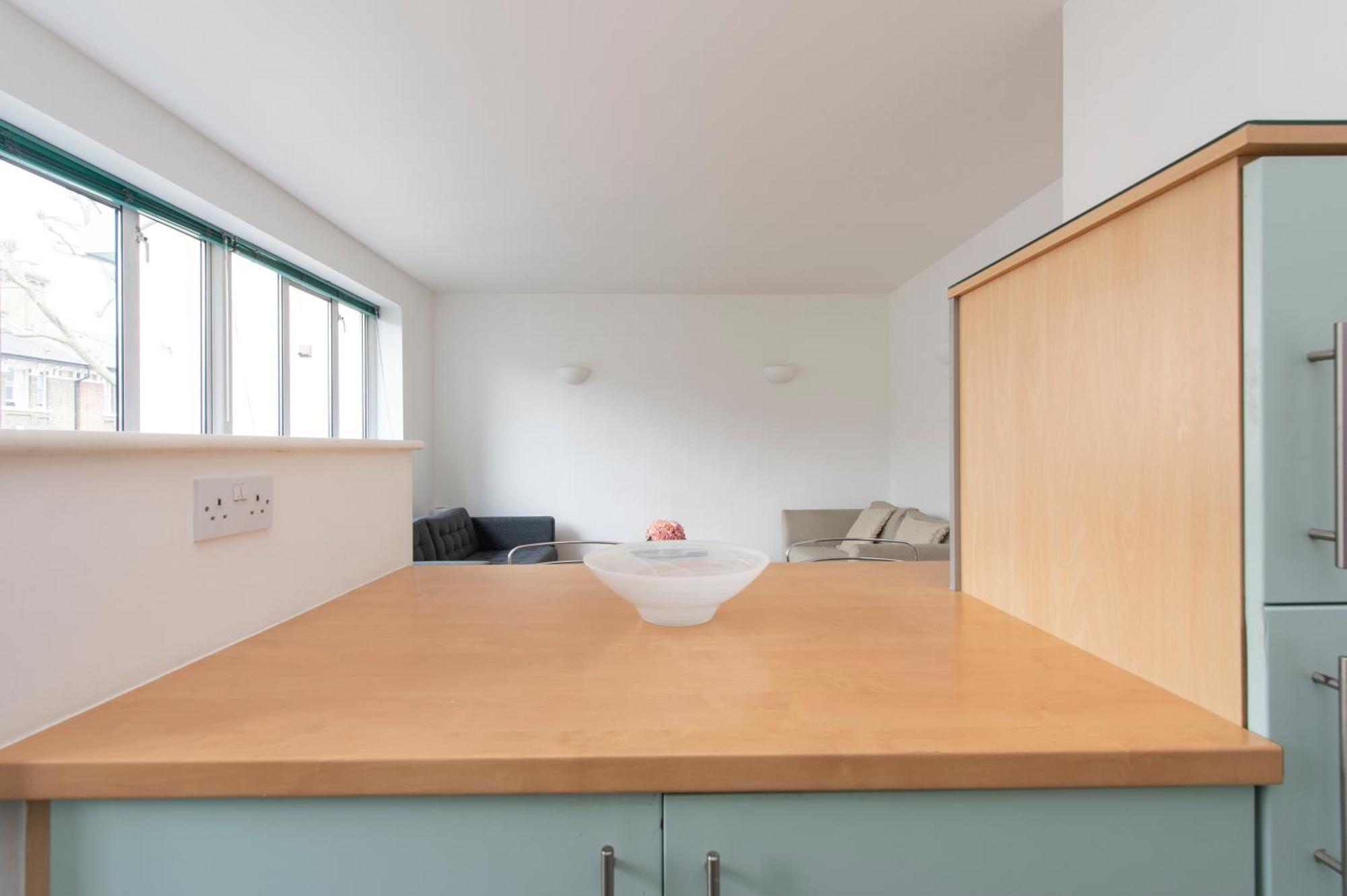 Modern Luxury Apartment By Bow Road Station 伦敦 外观 照片